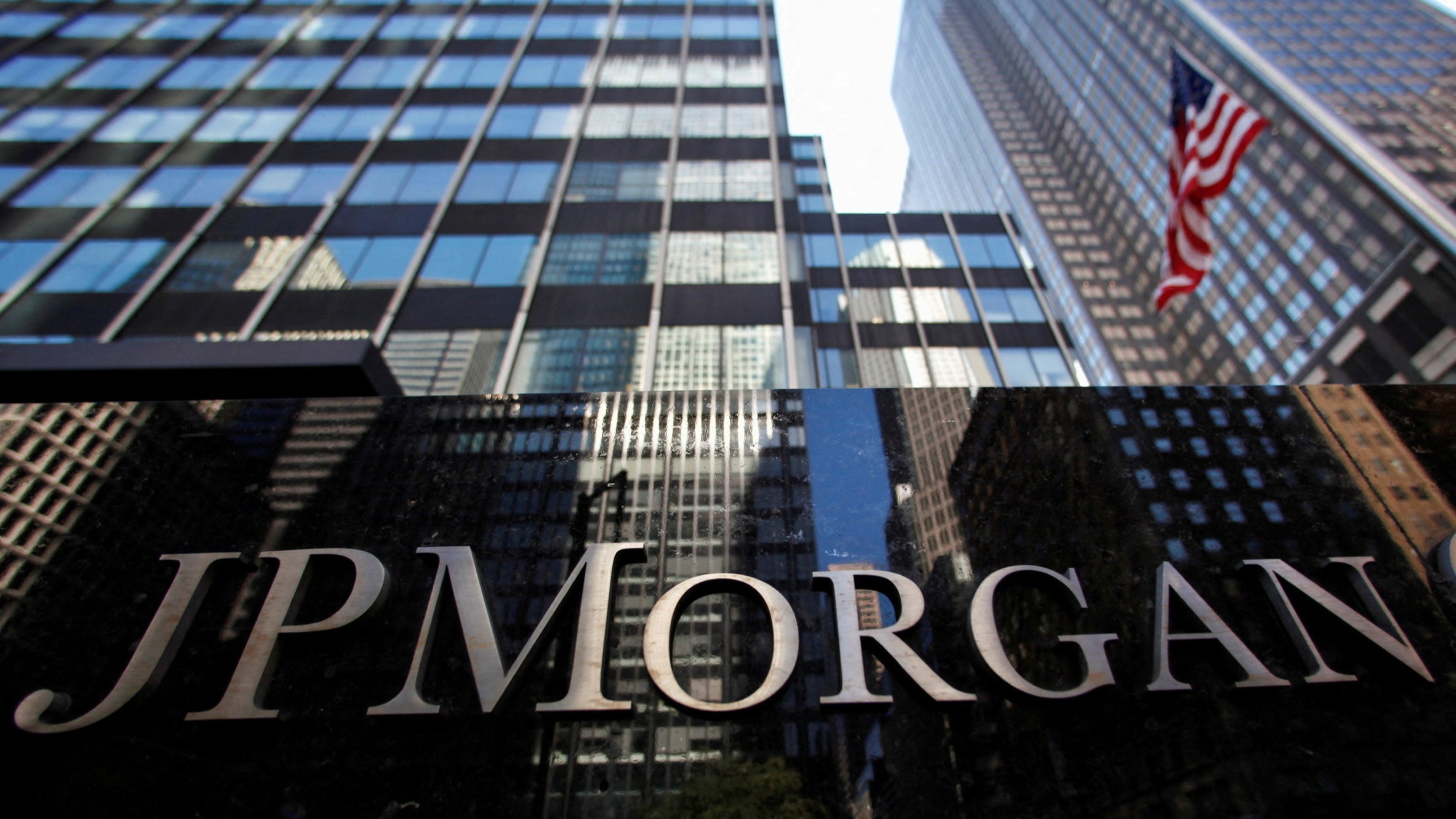 JPMorgan boosts private credit push with $50bn pledge; SEC plans regional  leadership cuts under Trump pressure - The Banker