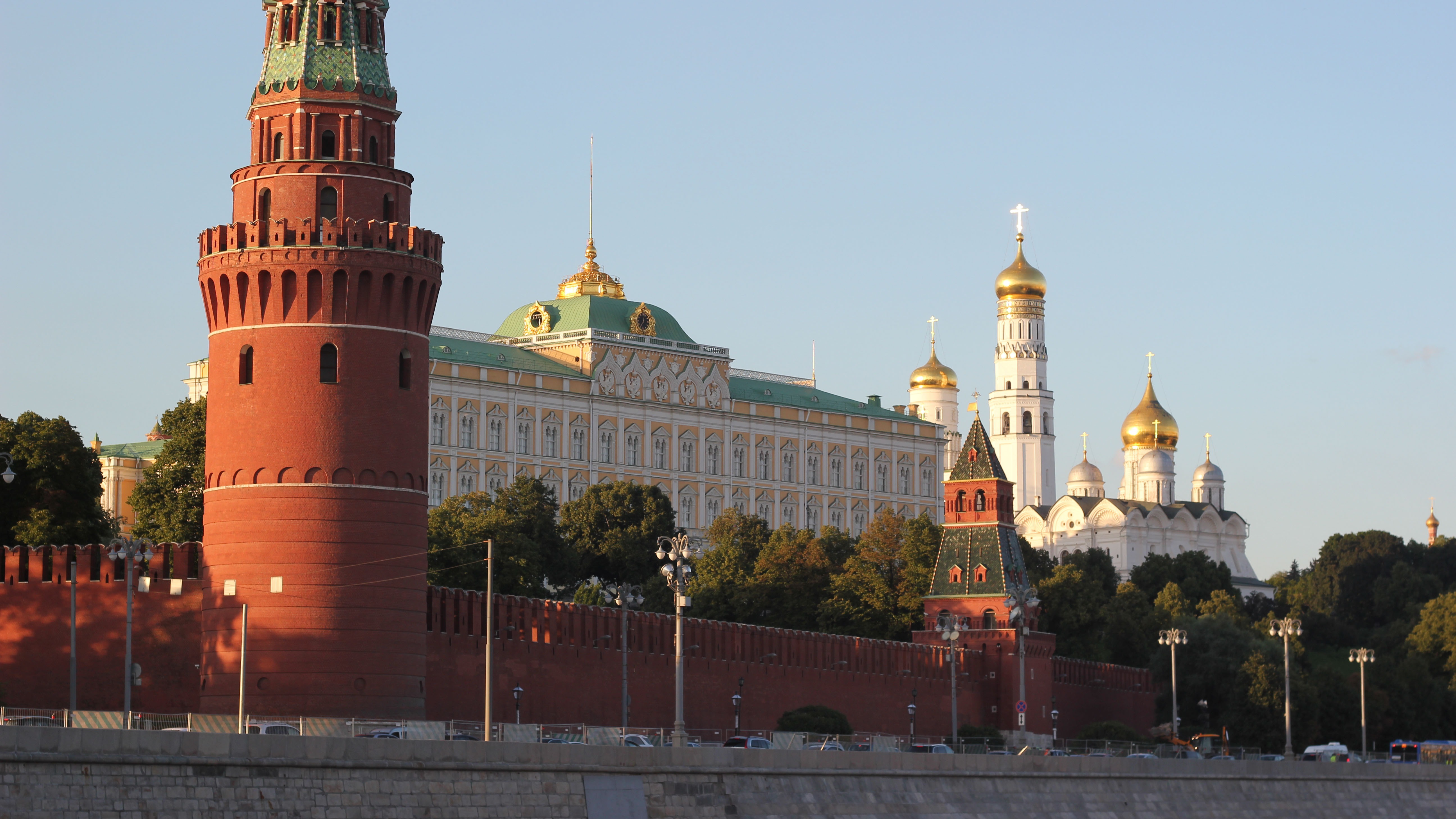 Reg Wrap: UK sanctions six Russian banks