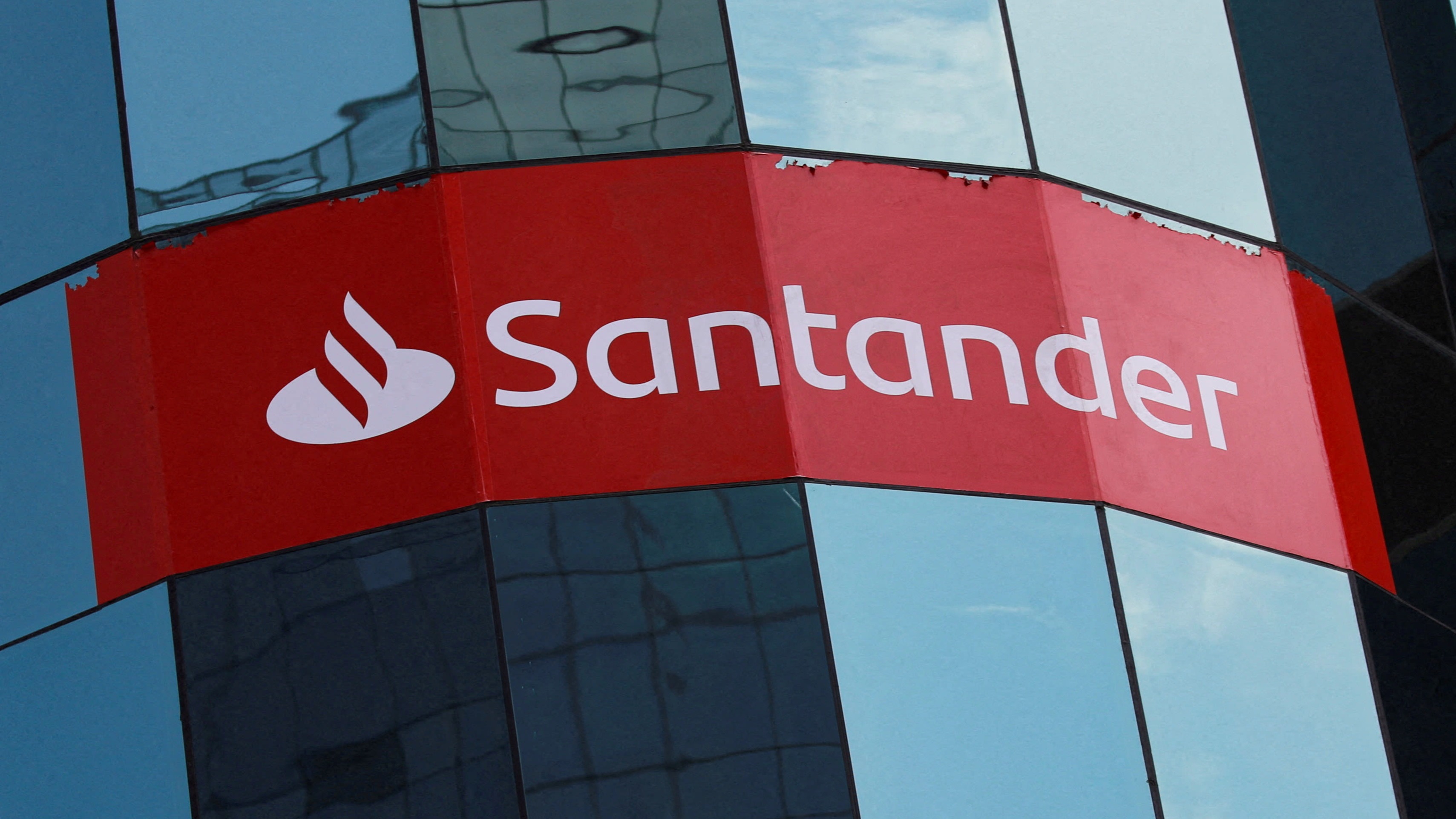 Santander profits rise as revenue growth offsets provisions; HSBC restructures seven Hong Kong departments