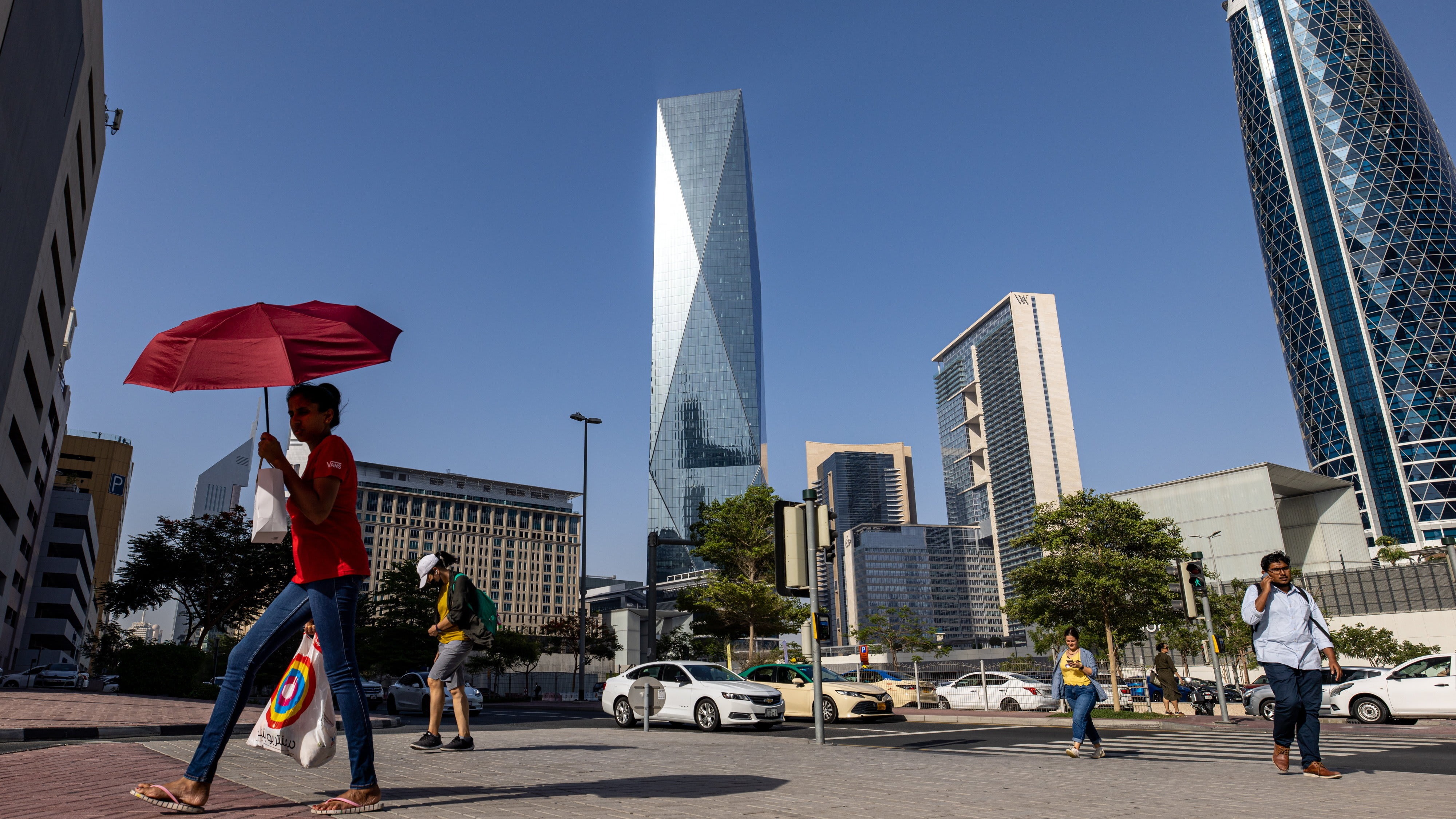 Additional UAE Banks Face US Measures Due to Connections with Iran Additional UAE Banks Face US Measures Due to Connections with Iran