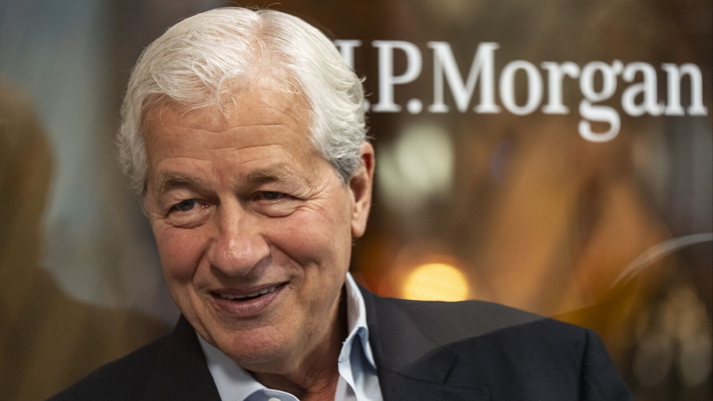 Banking's AI Reckoning: Dimon Predicts Shift Away from Traditional Bankers screenshot