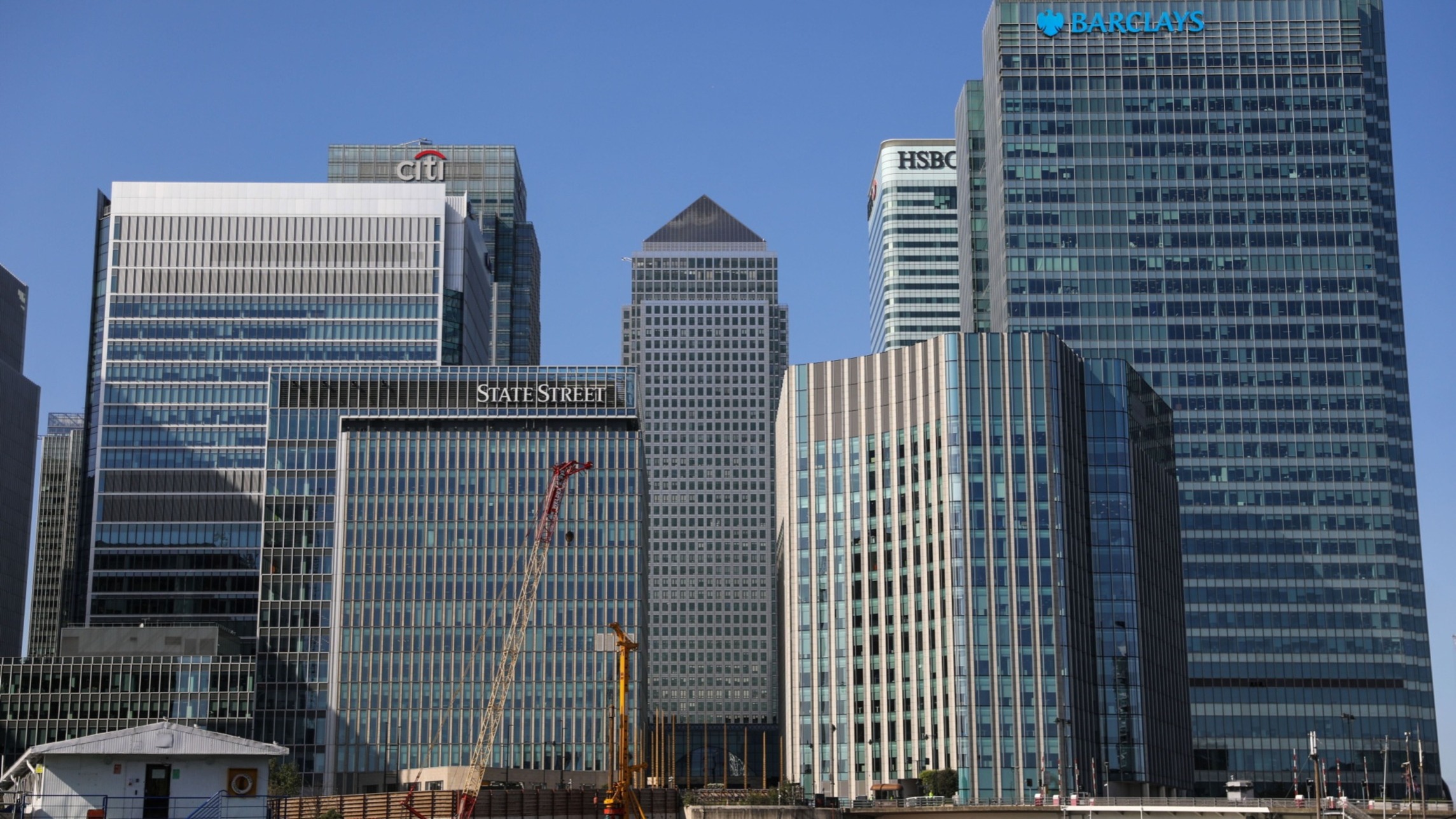 Barclays secures long-term control of Canary Wharf headquarters