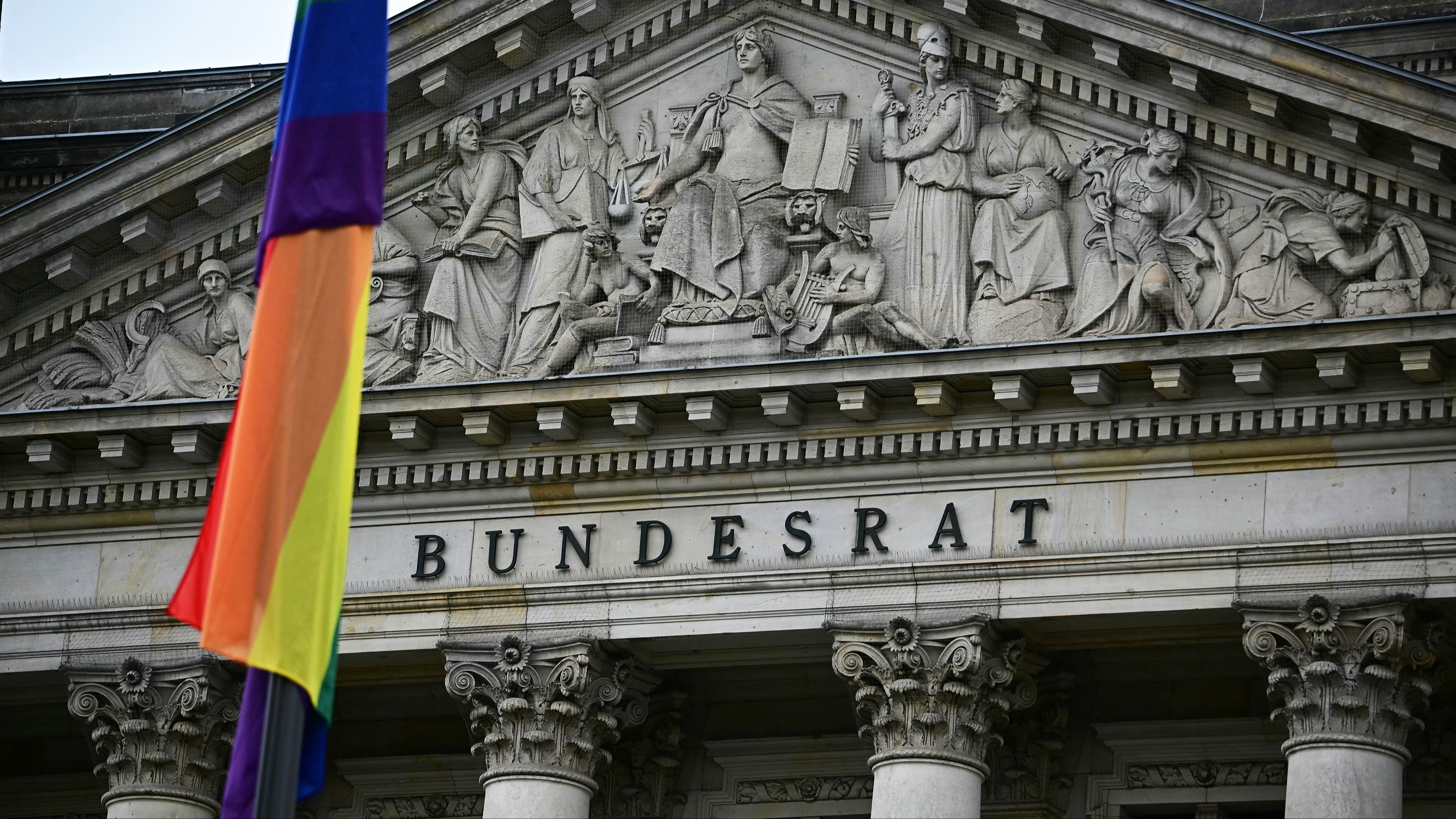 German states’ push to halt global minimum tax hits setback