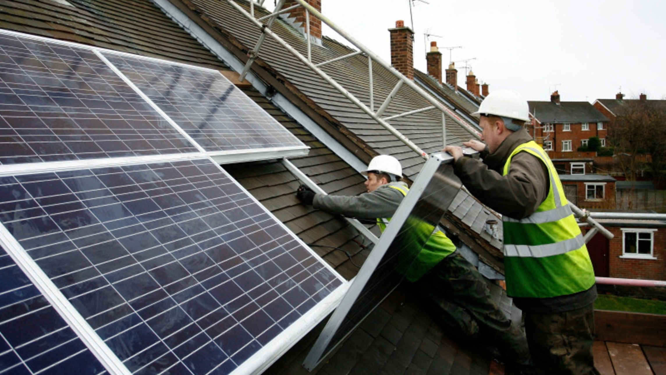 Community-owned energy could lower bills and boost UK support for net zero