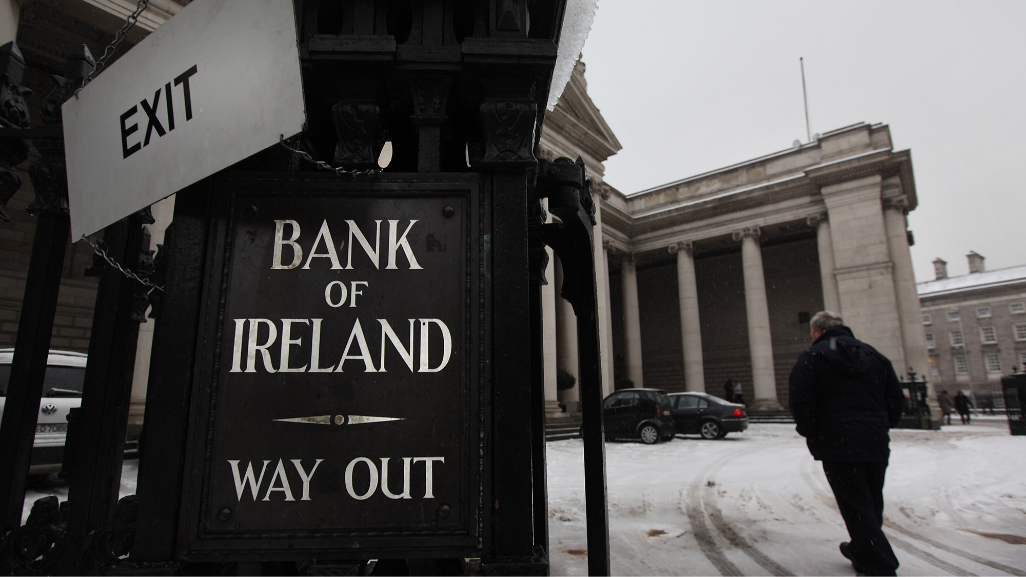 Bank of Ireland Plans to Delist from London Stock Exchange to Cut Costs