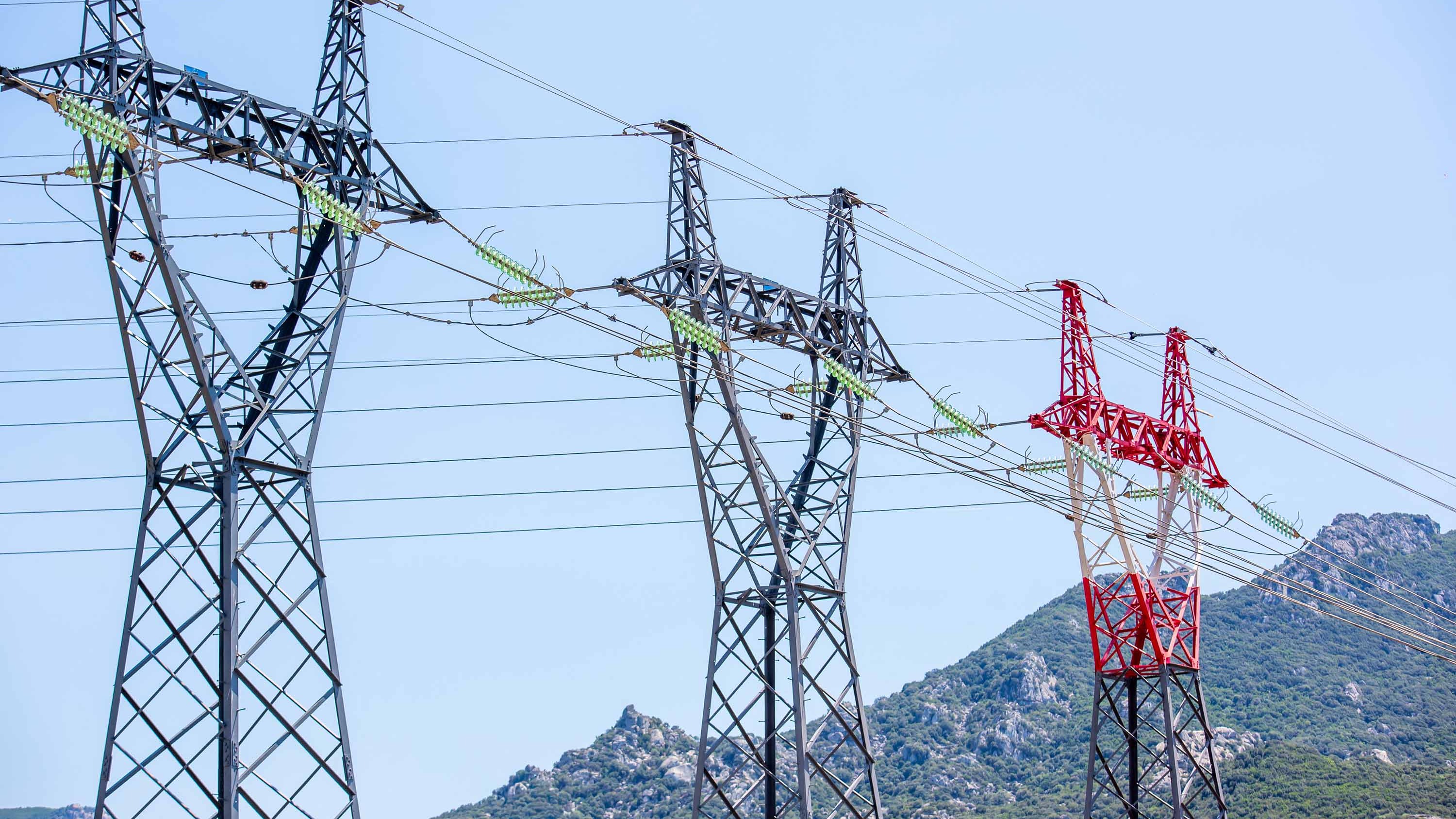 Grid expansion and electrification too slow to meet EU clean power demands