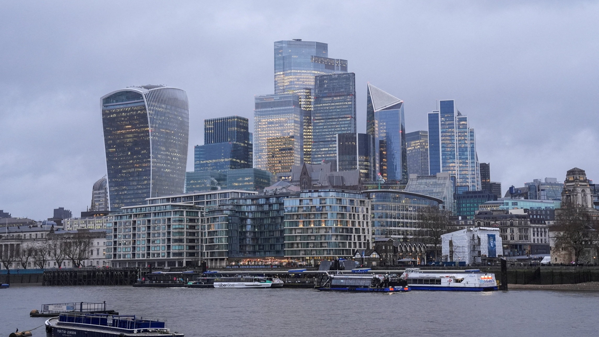 Investment bankers divided over new UK listings rules