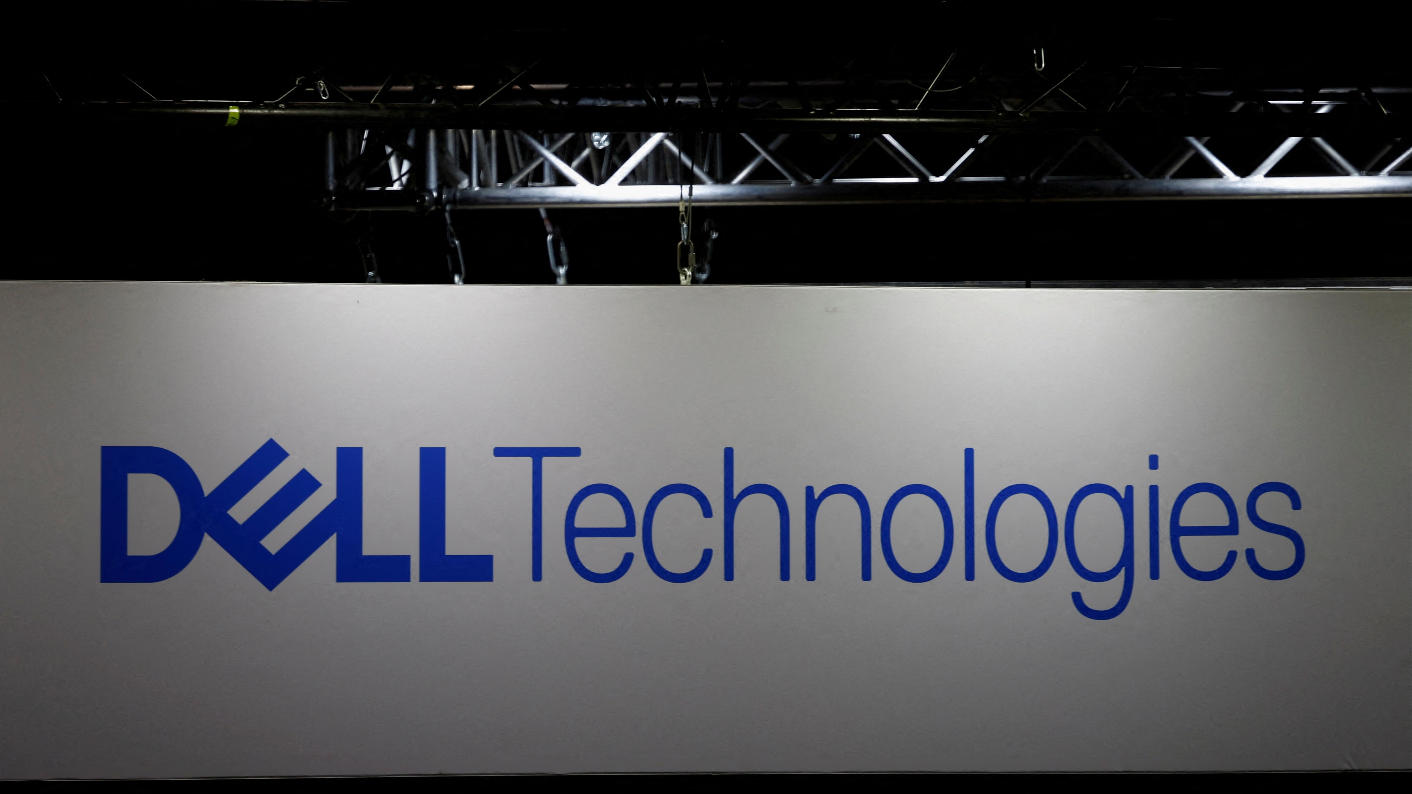 Dell Technologies expects AI revenue to treble