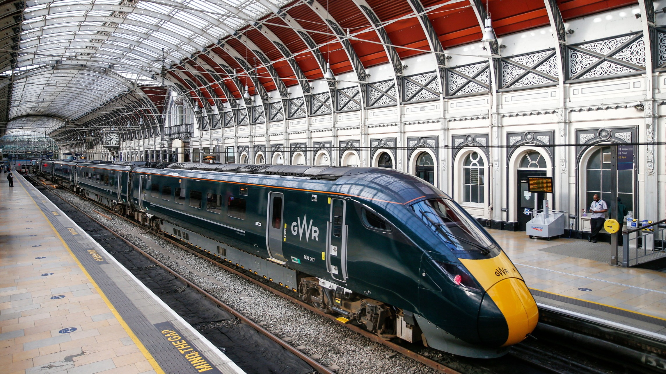FirstGroup backs its future with £100mn buyback