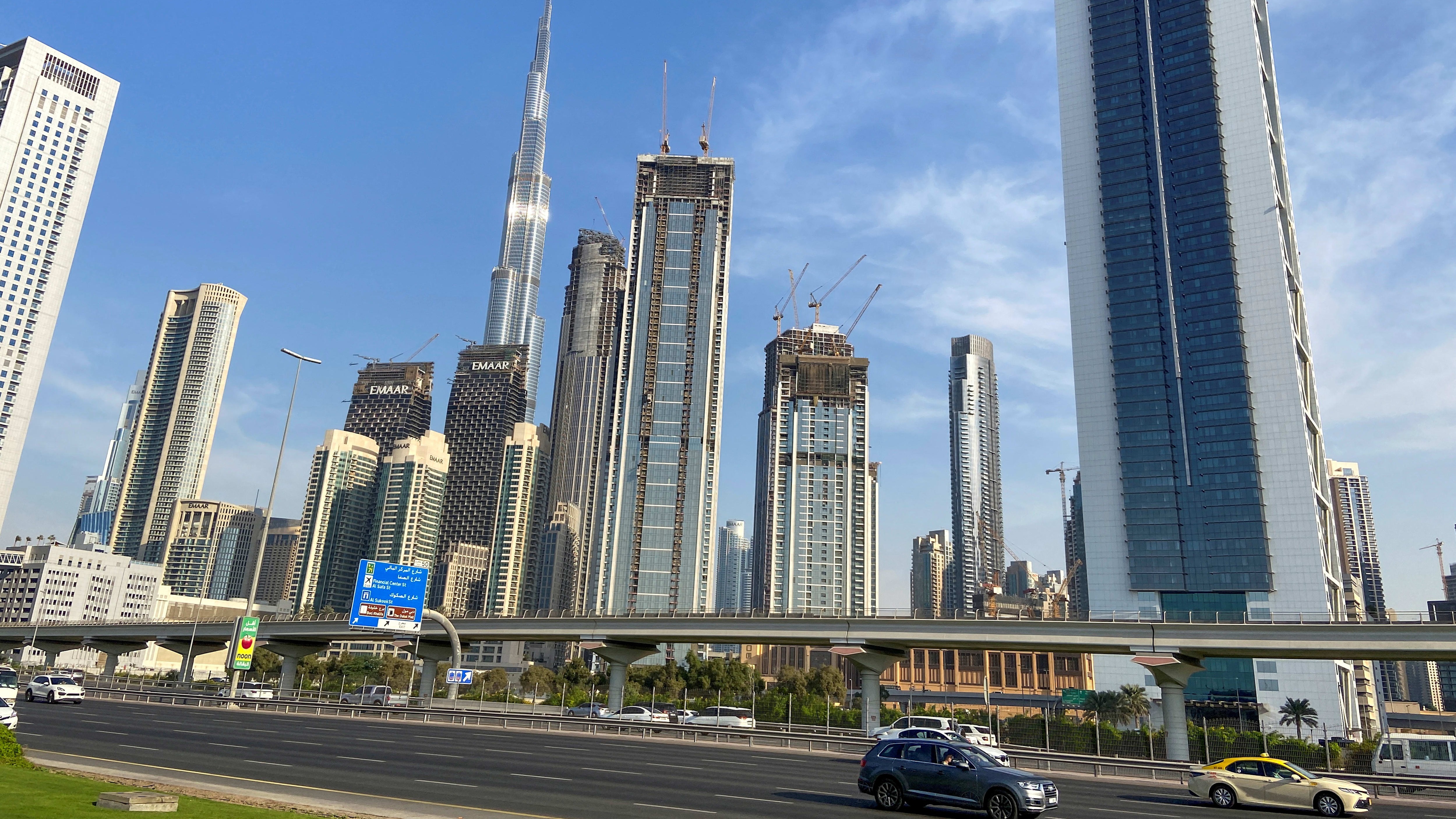 New Missile Alert in UAE Heightens Economic Concerns New Missile Alert in UAE Heightens Economic Concerns